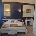 Majorelle Du Chateau Guest house Gaillan-en-Medoc