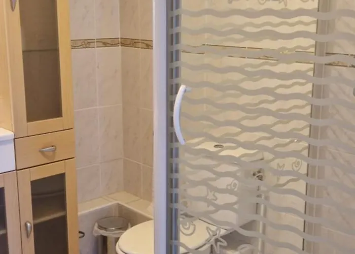 Majorelle Du Chateau Penzion Gaillan-en-Médoc