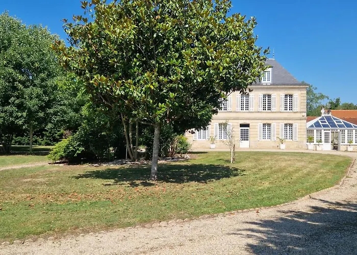 Penzion Majorelle Du Chateau Gaillan-en-Médoc